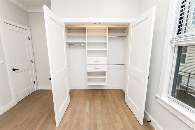 Building Photo - 12 Reedsdale St