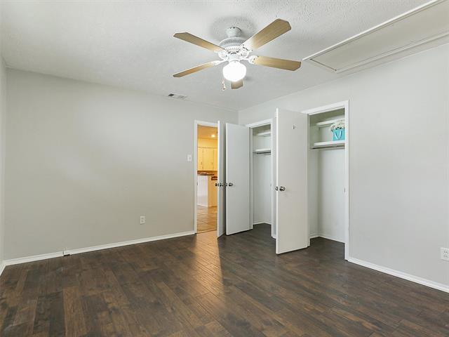 Building Photo - 7022 Kingsbury Dr