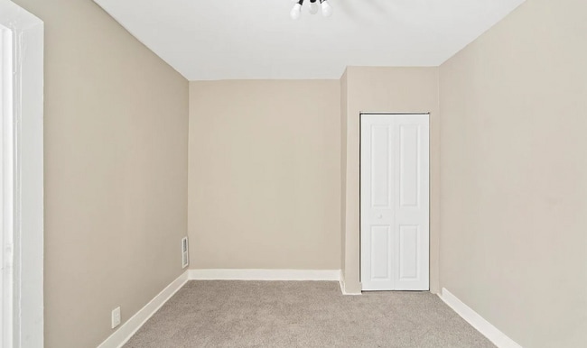 Building Photo - 163 N Wolfe St