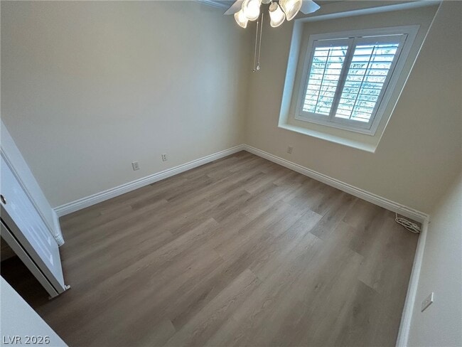 Building Photo - 907 Majestic Oak St