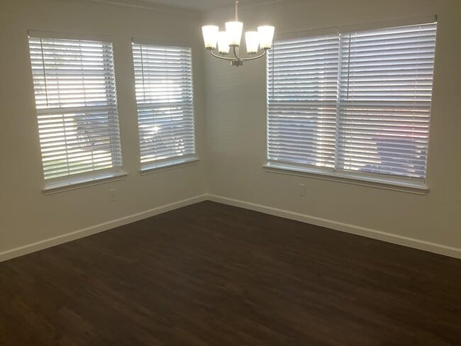 Building Photo - 9023 Grand Villa Ln