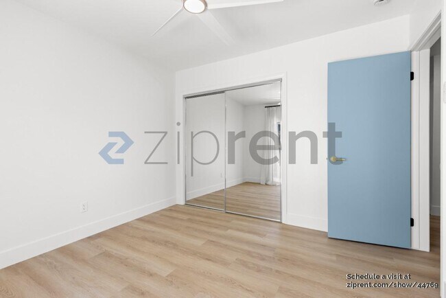 Building Photo - 2020 Glasgow Ave