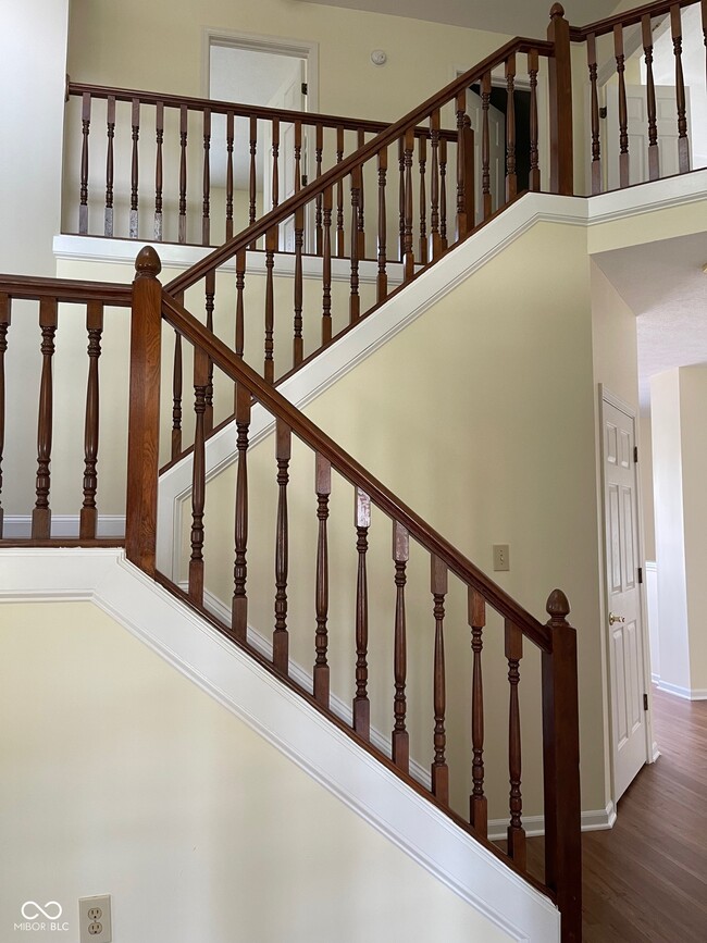 Building Photo - 5806 Tanager Ln