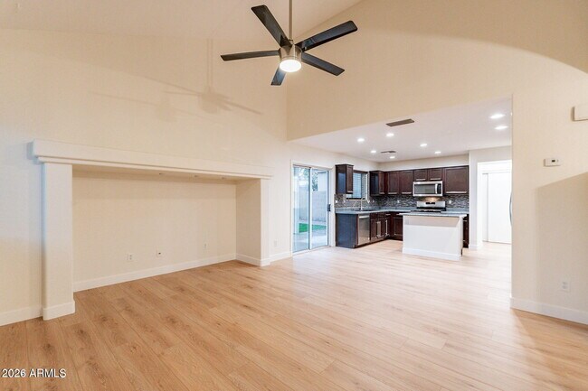 Building Photo - 701 W Gibson Ave