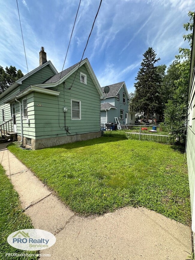 Building Photo - 763 Blair Ave