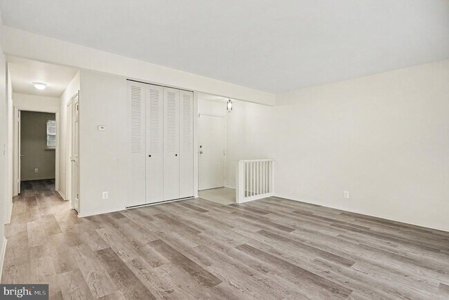 Building Photo - 208 Timber Trail