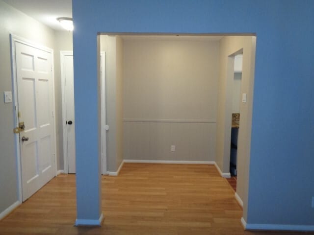 Building Photo - 2225 Mimosa Dr