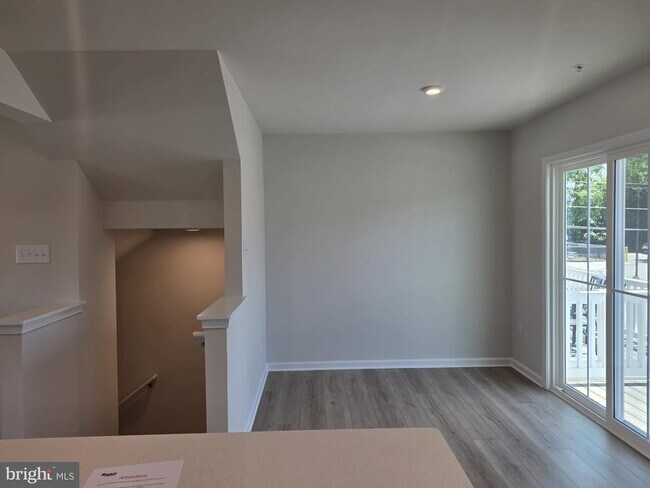 Building Photo - 3704 Sophia Ln