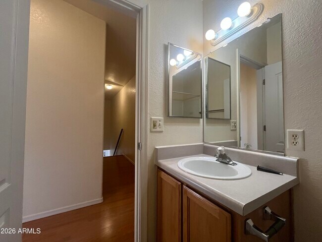 Building Photo - 1377 Leon Way