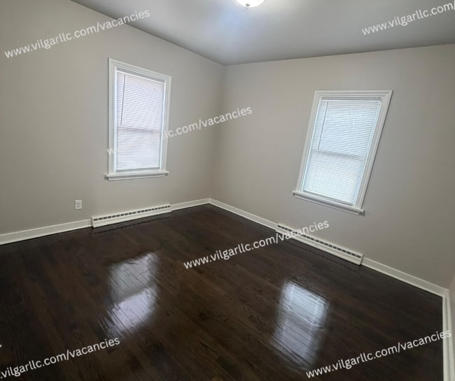 Building Photo - Newly Renovated 2-Bedroom • 1-Bathroom Home