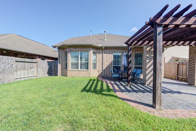 Building Photo - 10009 Boulder Bend Ln