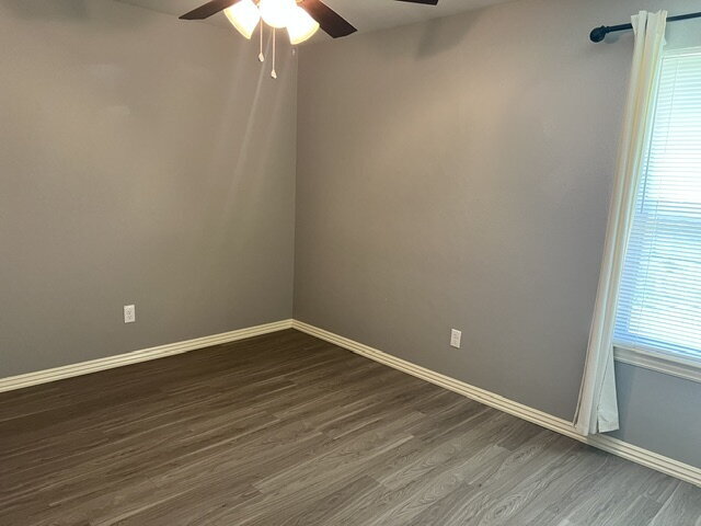 Building Photo - Beautiful 3 Bedroom, 2 Bath Duplex for Lease in Barling!