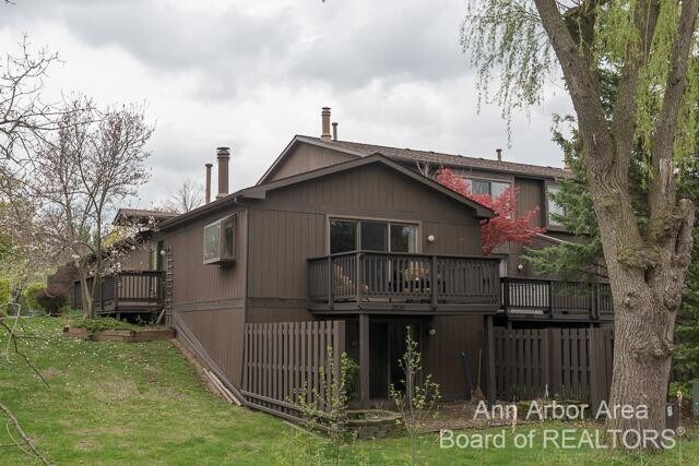 Building Photo - 2520 Traver Blvd