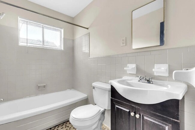 Building Photo - 3451 Tutwiler Ave