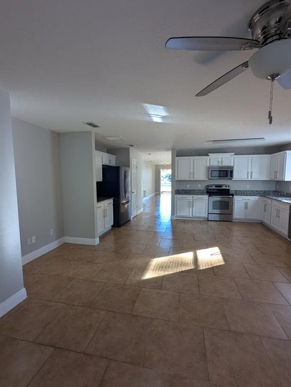 Building Photo - 1538 Algonkin Loop