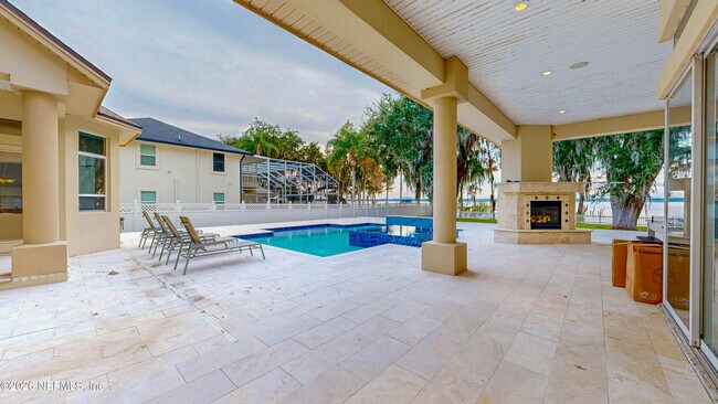 Building Photo - 5549 Steamboat Rd