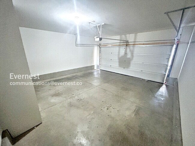 Building Photo - 2758 Sparrowgap Trl