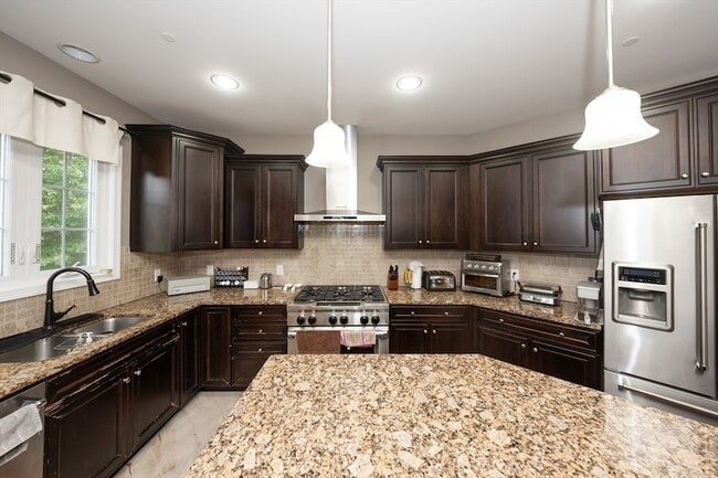 Building Photo - 1 Warmstone Way
