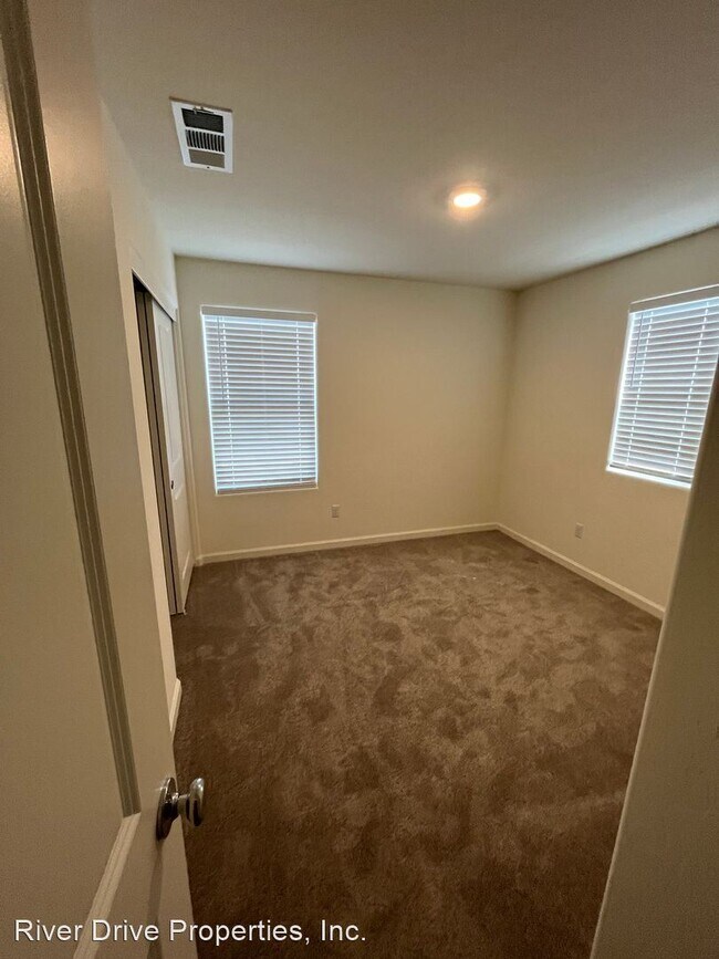 Building Photo - 5 br, 3 bath House - 707 Jessie Drive