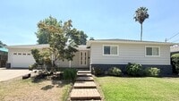 Building Photo - 1771 Lynwood Dr