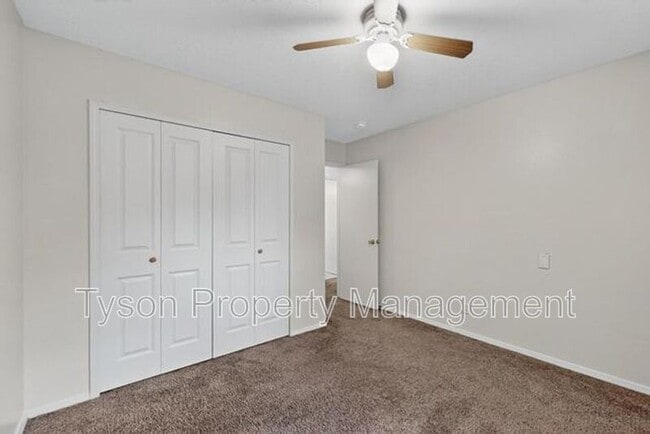 Building Photo - 3013 Taos Meadows Dr NE