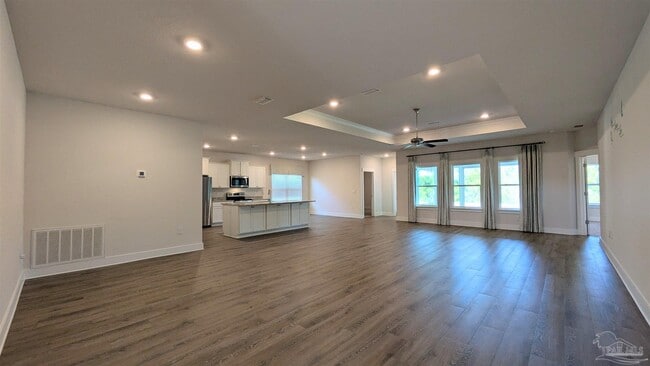 Building Photo - 3333 Southwind Dr
