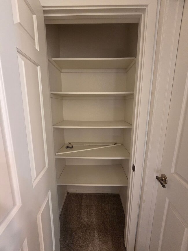 Building Photo - REDUCED!!!