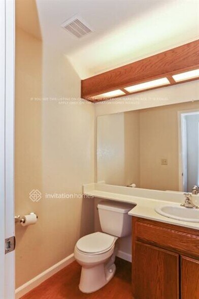 Building Photo - 3855 Rockford Dr