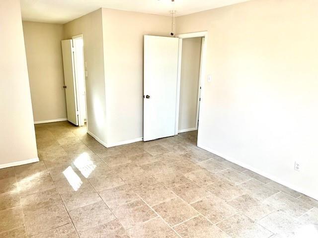 Building Photo - 8817 Hilltop Rd