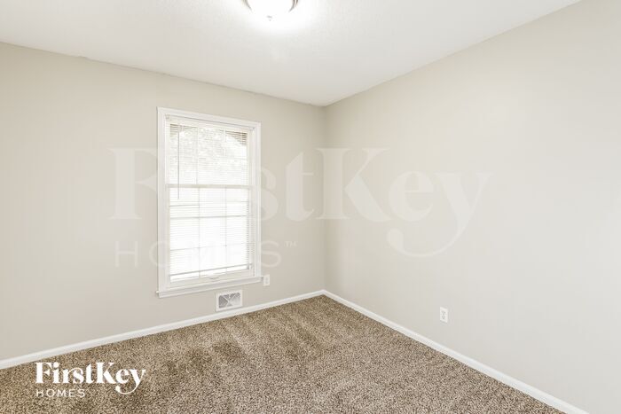 Building Photo - 8919 Stark Ave