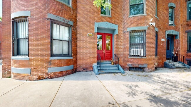 Building Photo - 86 Hammond St