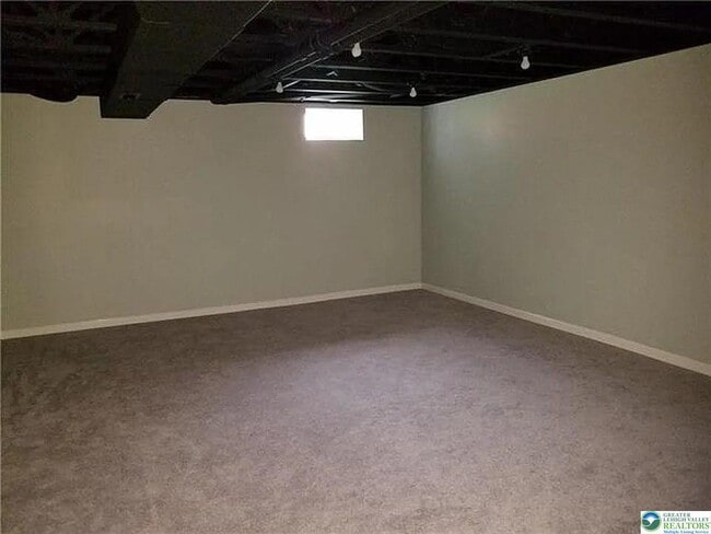 Building Photo - 6850 Hunt Dr