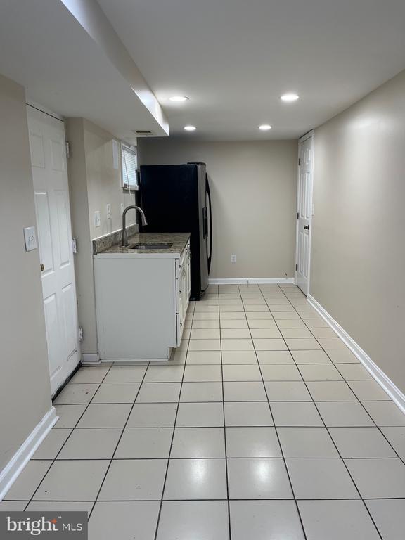 Building Photo - 1422 E St