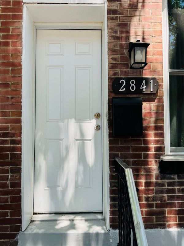 Building Photo - 2841 Cantrell St