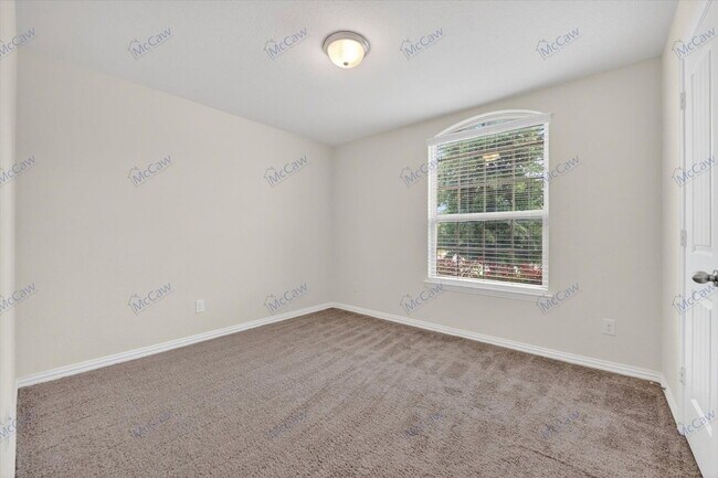 Building Photo - 6128 Fall Creek Ln