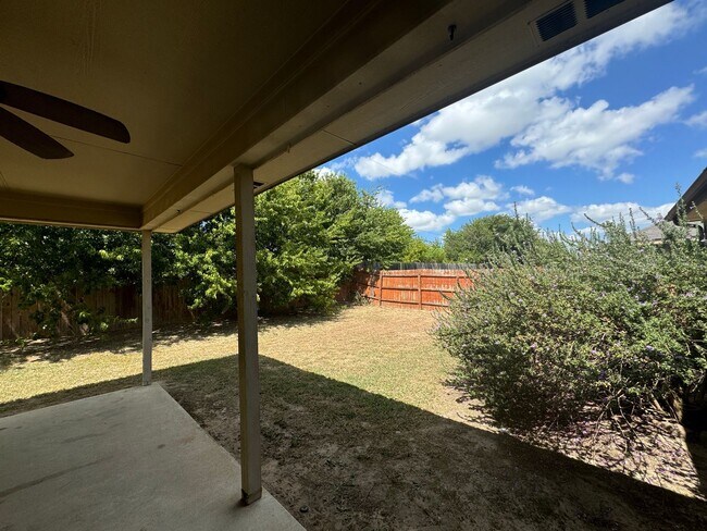 Building Photo - 6801 Deorsam Loop