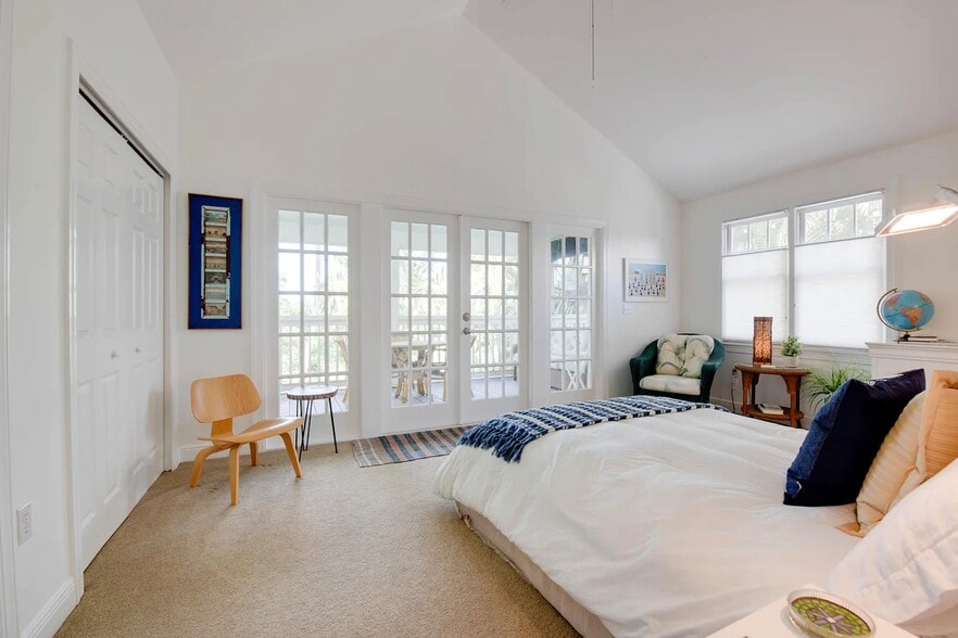 Building Photo - 197 Golf Club Dr