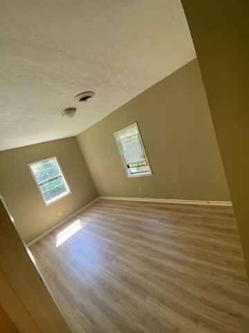 Back right bedroom - 326 S Prentiss St