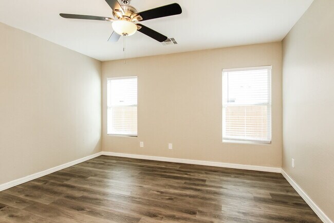 Building Photo - 22236 W Desert Bloom St