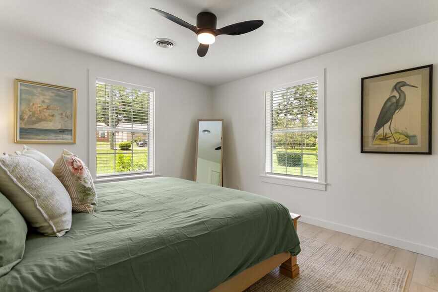 Building Photo - 4300 N 9th Ave