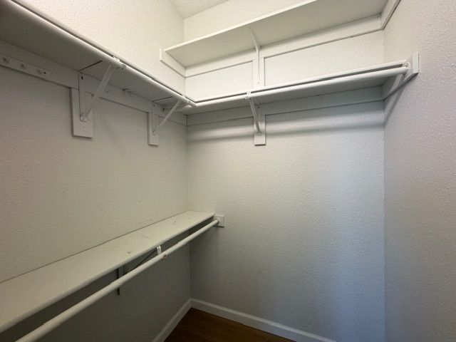 Building Photo - 425 Thornton St