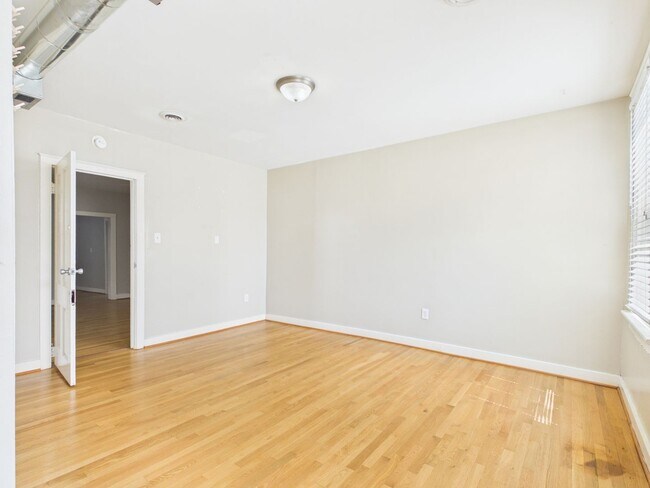 Building Photo - 2501 Semmes Ave