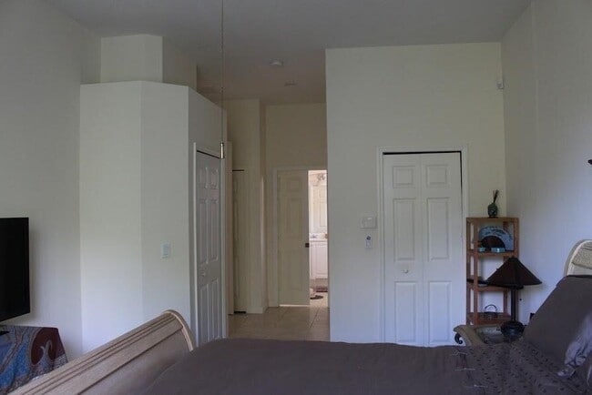 Building Photo - 641 SW Munjack Cove