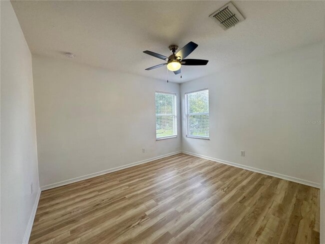 Building Photo - 16543 Cedar Run Dr