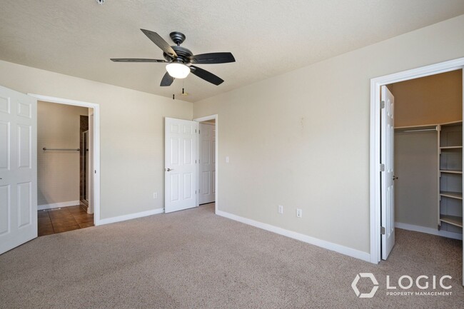 Building Photo - Grand Unit in Salt Lake City!