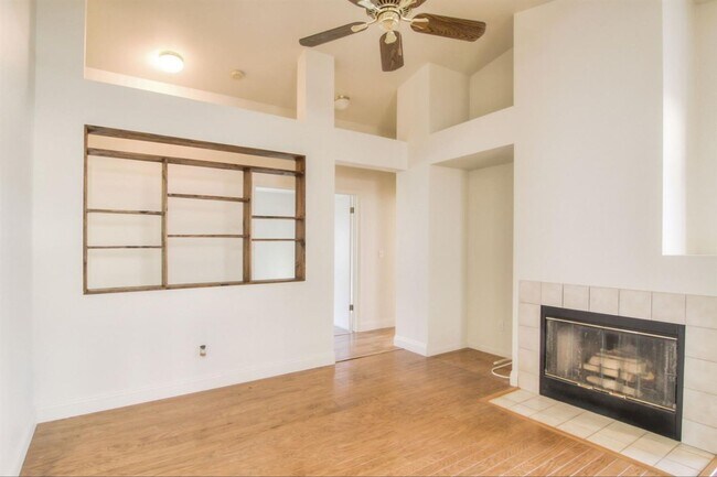 Building Photo - Great 3 Bedroom, 2 Bath 1524 Sqft. Rancho ...