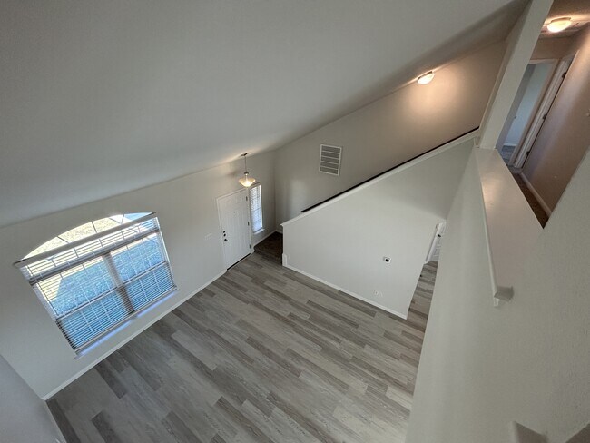 Building Photo - 12421 Woodcock Way