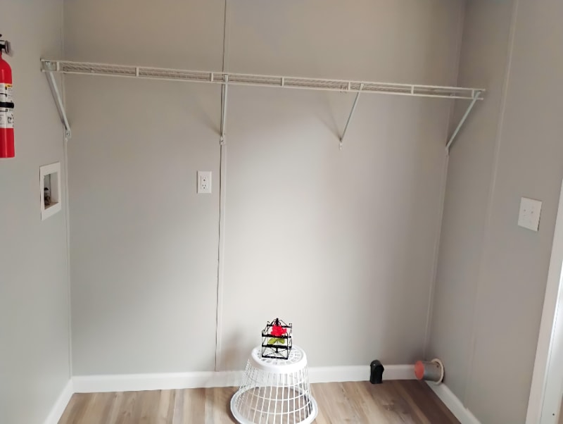 Building Photo - 138 Rainbow Dr