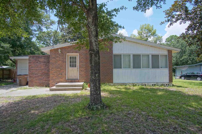 Primary Photo - 732 Woodmere Dr
