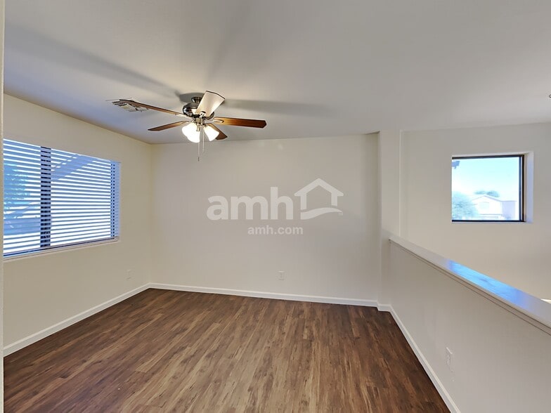 Building Photo - 12866 W Alvarado Rd